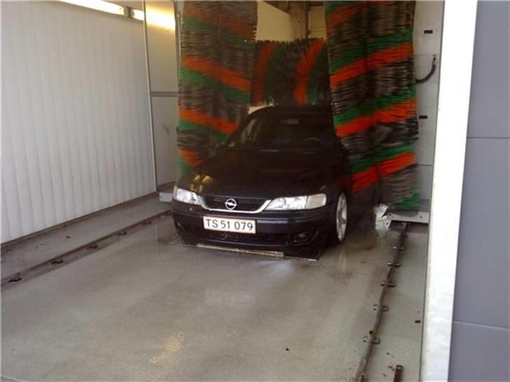 Opel Vectra b 2,0 16v Solgt billede 12