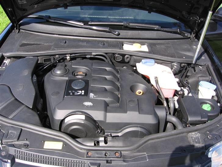 VW Passat Variant TDI Solgt billede 9