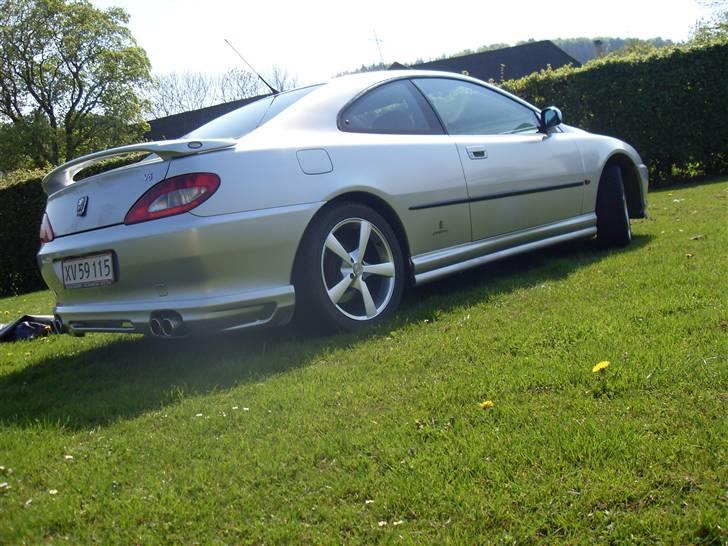 Peugeot 406 Coupe´ SOLGT billede 2