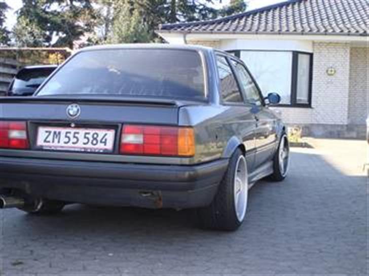 BMW e30 solgt billede 3