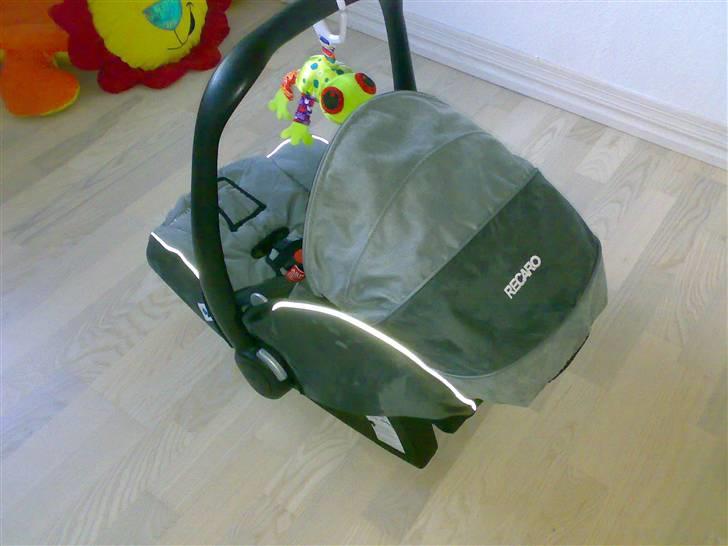 Audi A4 Avant  - sports sæde til småfolk  billede 13