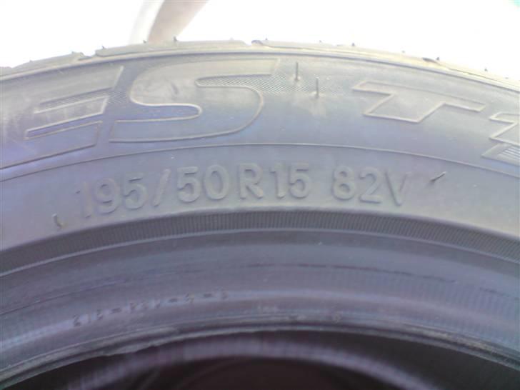 Mazda 323 f 16v solgt billede 17