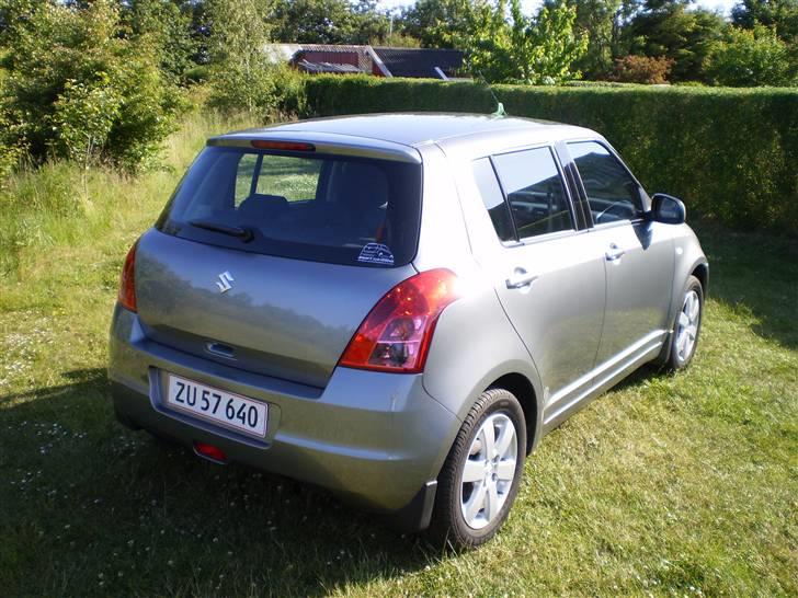 Suzuki Swift SOLGT billede 2