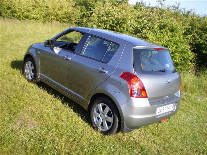 Suzuki Swift SOLGT billede 8