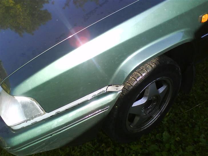 Citroën BX XB GTI  SOLGT - ja sådan ser lakken faktisk ud på hele bilen...   billede 10