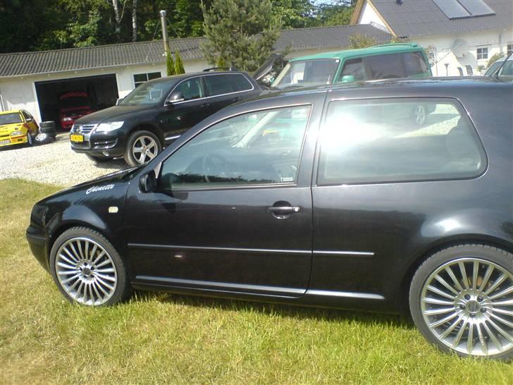 VW Golf IV 2.0 billede 1