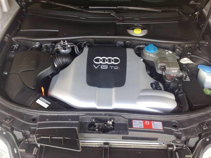 Audi A6 Avant 2,5 TDI QUATTRO "SOLGT" billede 4