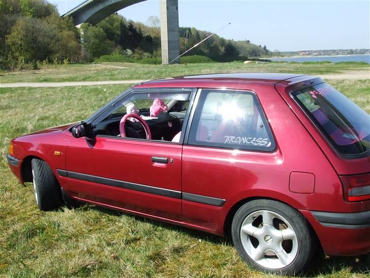 Mazda 323 BG TIL SALG billede 8
