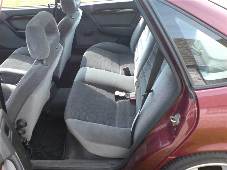 Opel Vectra 2.5i v6 cdx SOLGT billede 8