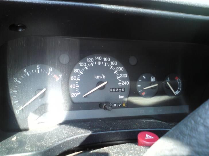 Ford Escort 1,6 clx *solgt* billede 6