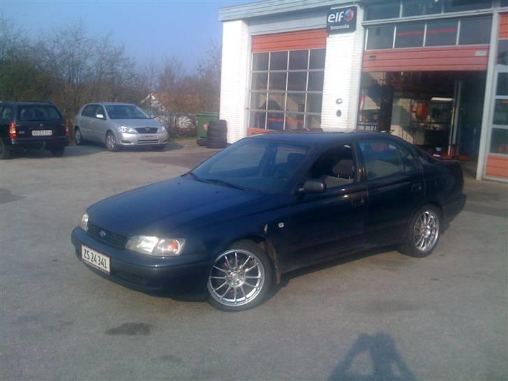 Toyota Carina E 2.0 Sli(død) billede 1