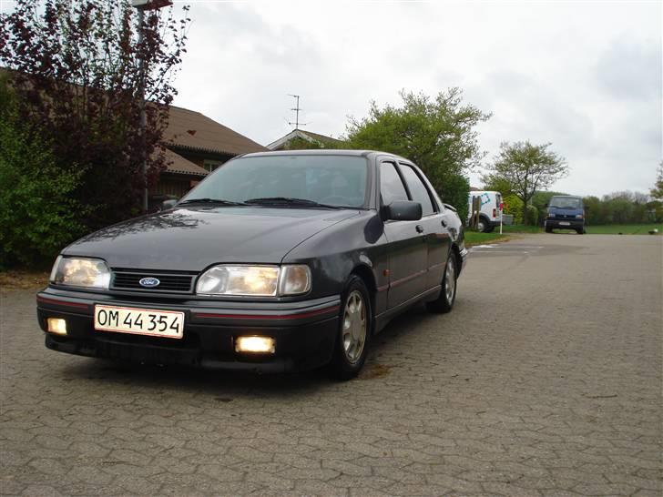 Ford Sierra 2,0i GLS *SALG NU! billede 1