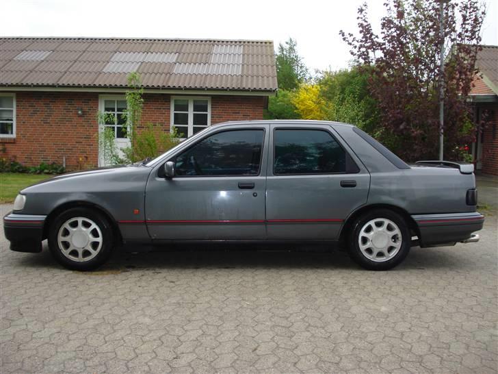 Ford Sierra 2,0i GLS *SALG NU! billede 2