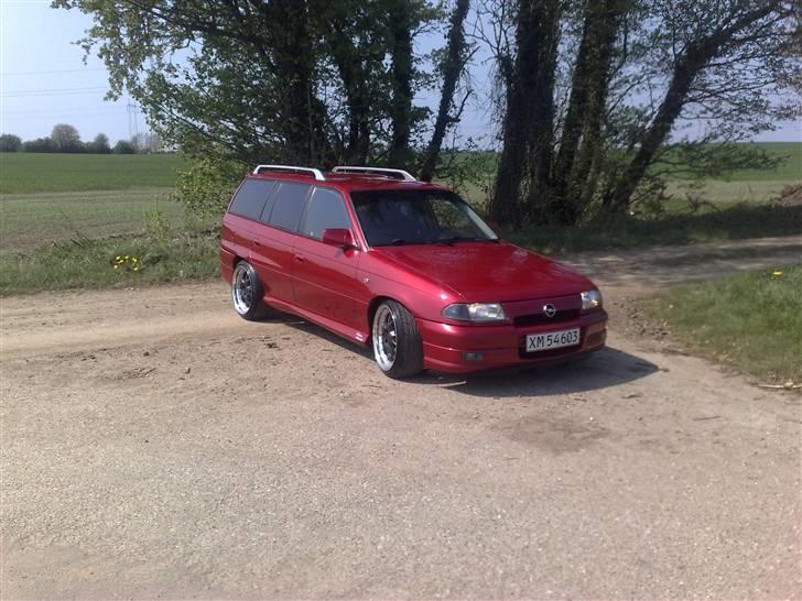 Opel astra caravan solgt! billede 4