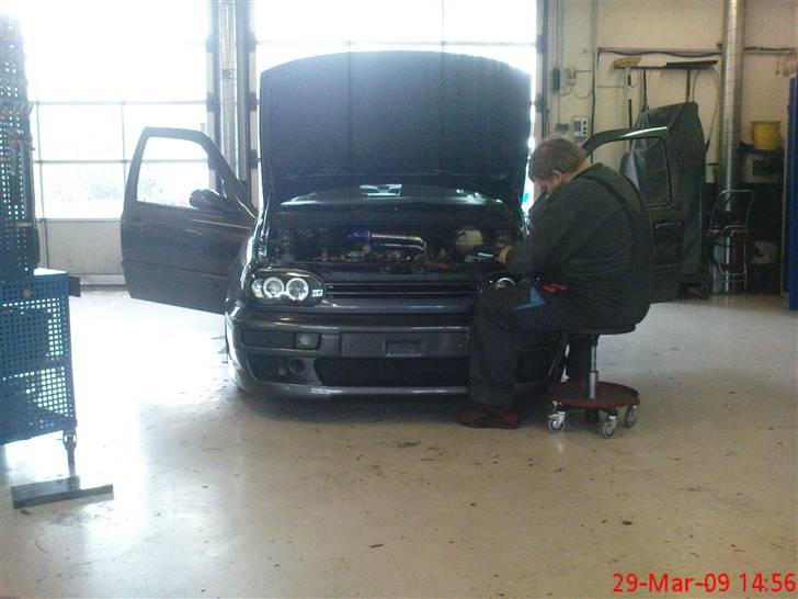 VW Golf 3 GTD >>SOLGT<< - så lyser angeleyes i den ene side så skulle det også laves i den snden side.. godt arbejde far billede 4