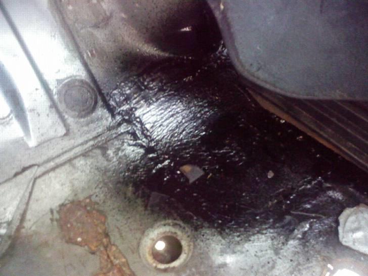 BMW 320i (SOLGT) billede 8