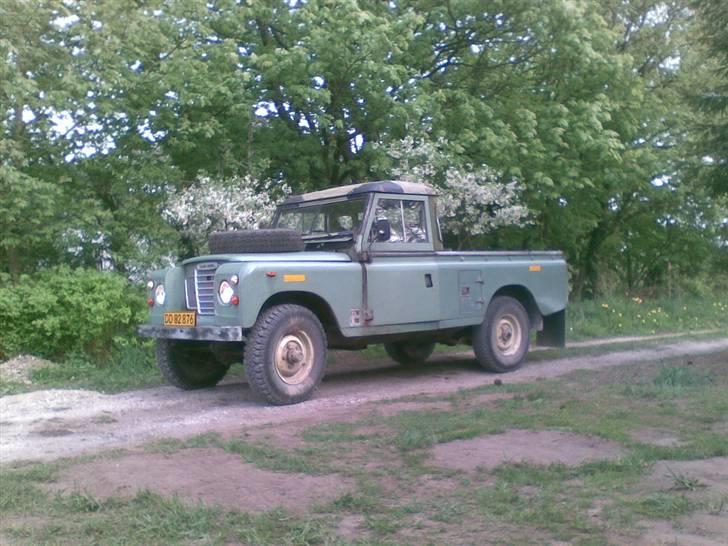 Land Rover 109" Series III - Lidt ufriviilig motorolie på linsen og så kom der dette fantastiske hazy 70er look.. :) billede 9