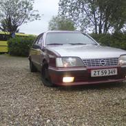 Opel Senator A2  3.0e Solgt