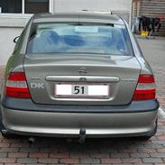 Opel Vecta B