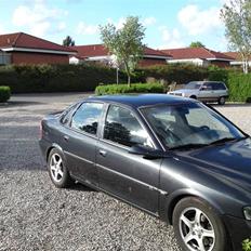 Opel vectra b solgt