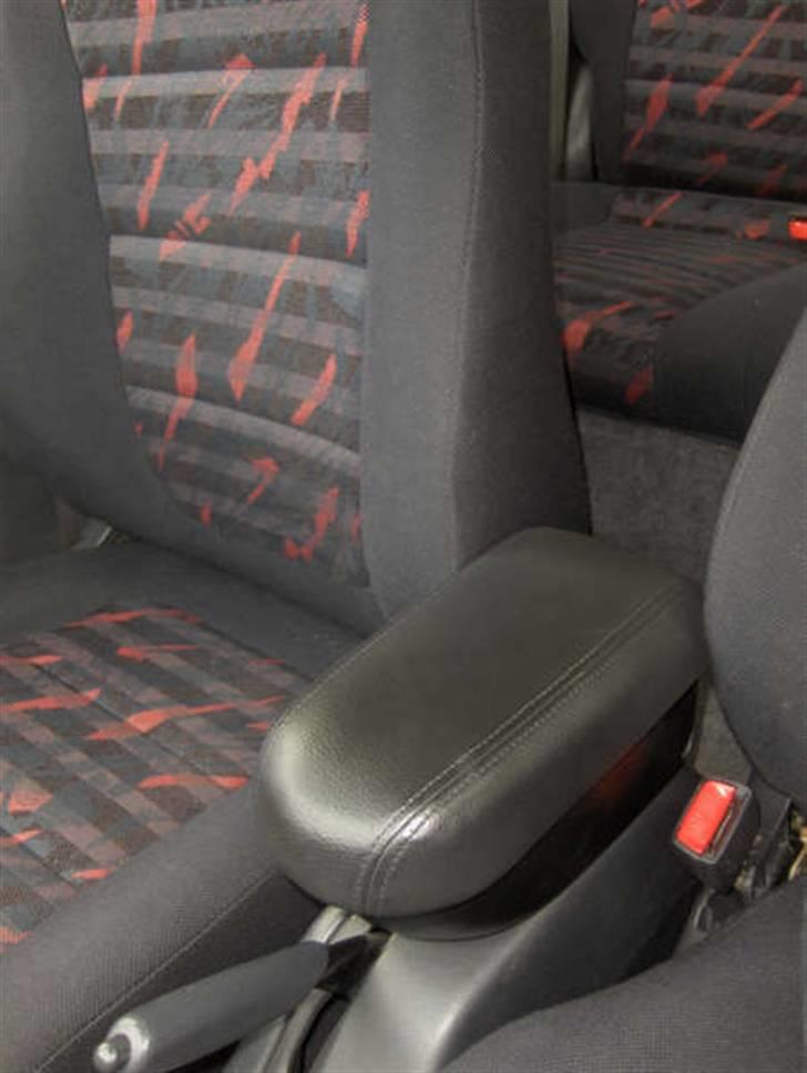 Toyota Corolla 1,3 I STW [SOLGT] - G6R kabine, og midterarmlæn fra avensis billede 19