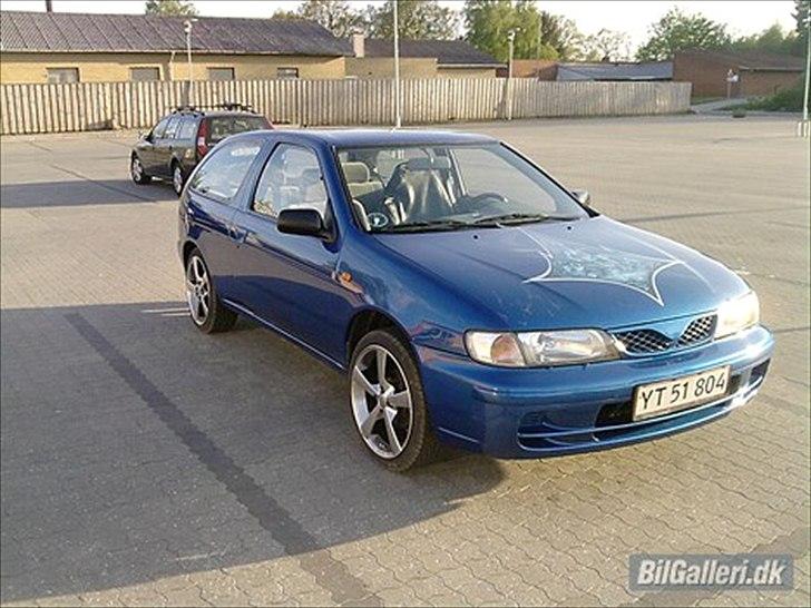 Nissan Almera.  solgt! billede 1