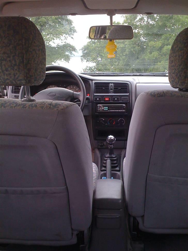 Nissan Almera.  solgt! billede 3