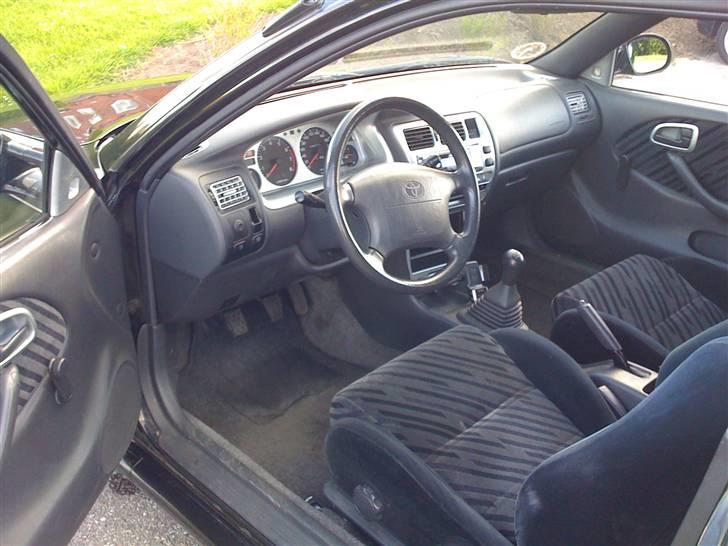 Toyota corolla - SOLGT billede 2