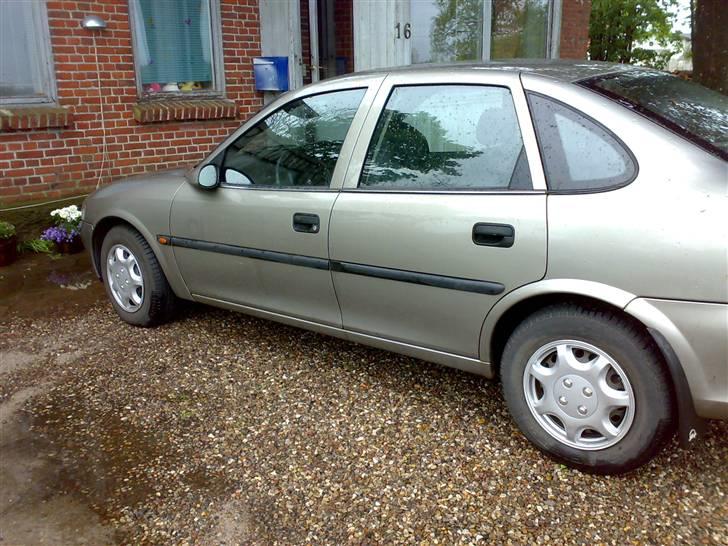 Opel Vectra B billede 4