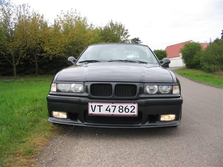 BMW 325I CAB  SOLGT billede 4