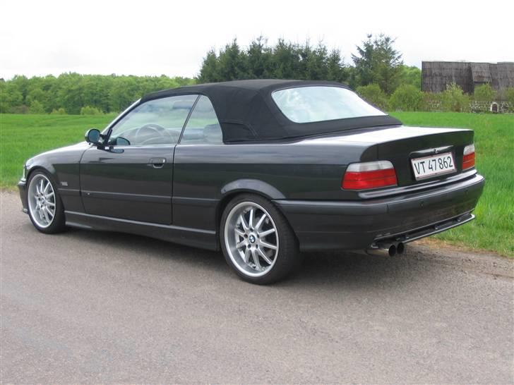 BMW 325I CAB  SOLGT billede 5