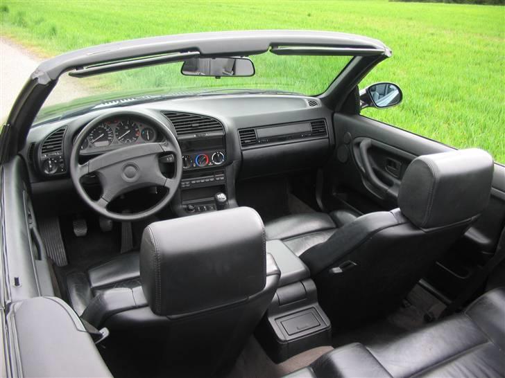 BMW 325I CAB  SOLGT billede 7