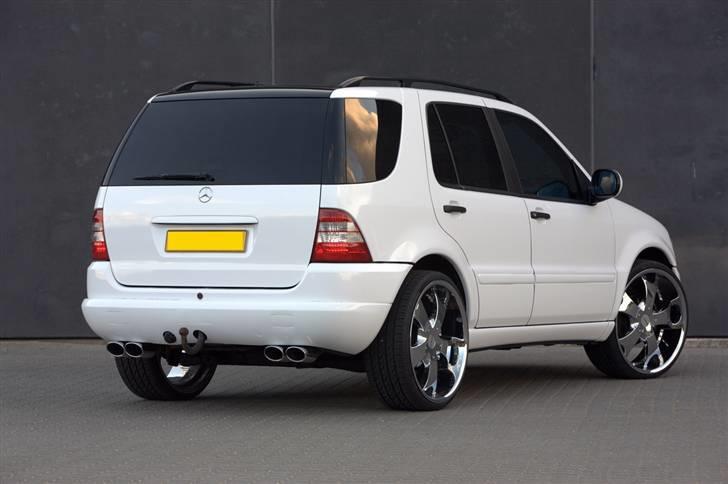 Mercedes Benz ML 320 "Gangsta" billede 2