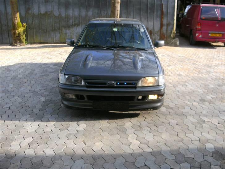 Ford escort 1,8 billede 2