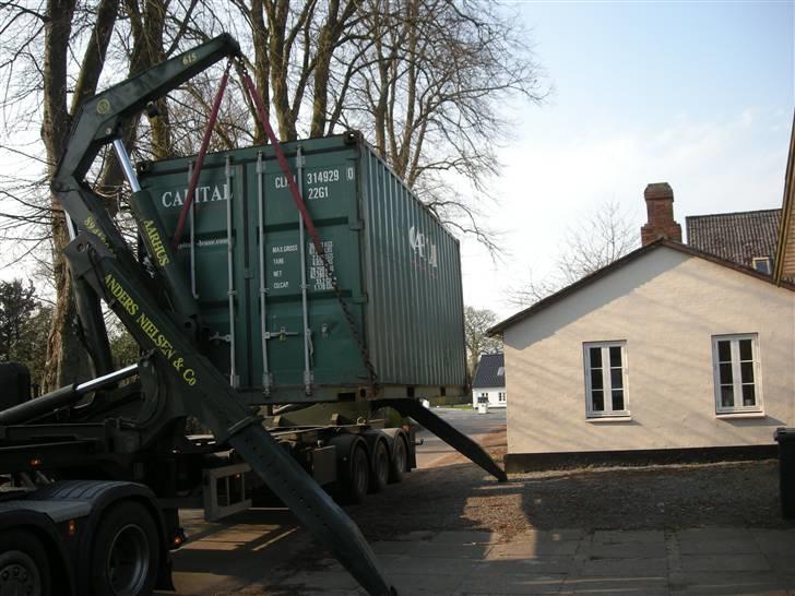 Ford Model A Hot Rod  - sådan ser det ud når en container ankommer med legetøjet i :-)  billede 2