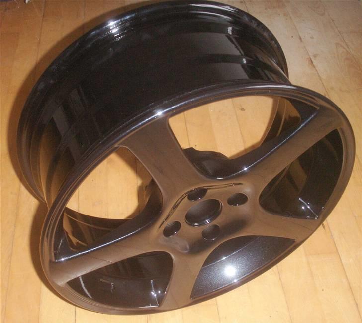 Peugeot 406 3.0 V6 Coupé - så har de været ved maler og fået sort metal lak  billede 9