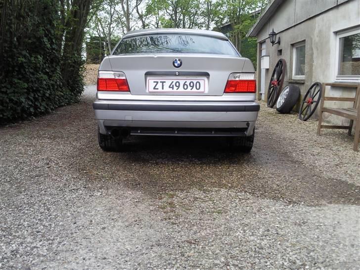 BMW 325i Solgt billede 15