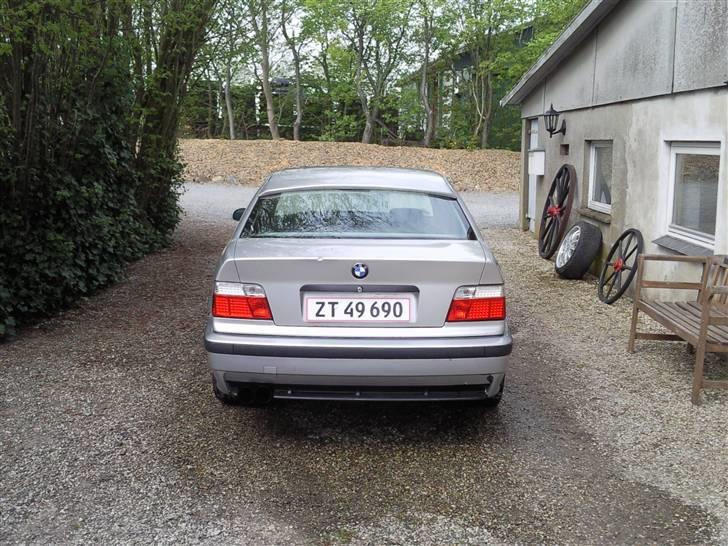 BMW 325i Solgt billede 16