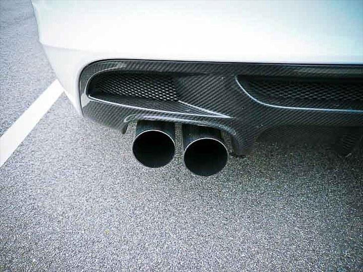 BMW 135i Coupe (solgt) - BMW Performance udstødning og BMW Performance Carbon Splitter billede 9