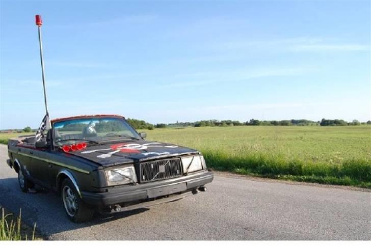 Volvo 245 TURBO - Brænderbil 09 billede 2