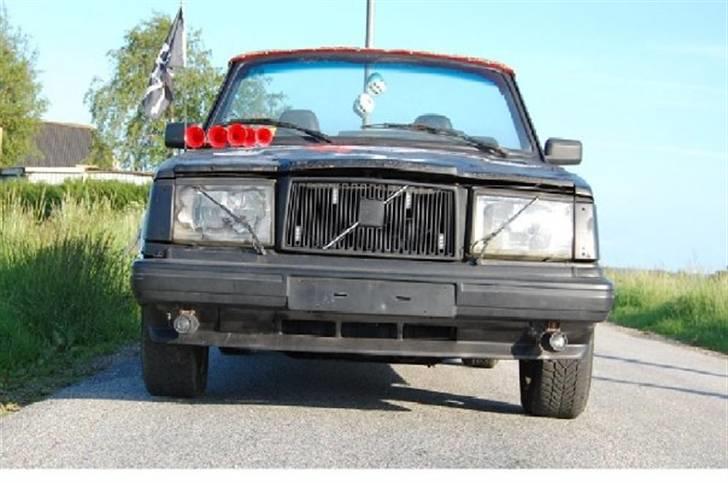 Volvo 245 TURBO - Brænderbil 09 billede 3