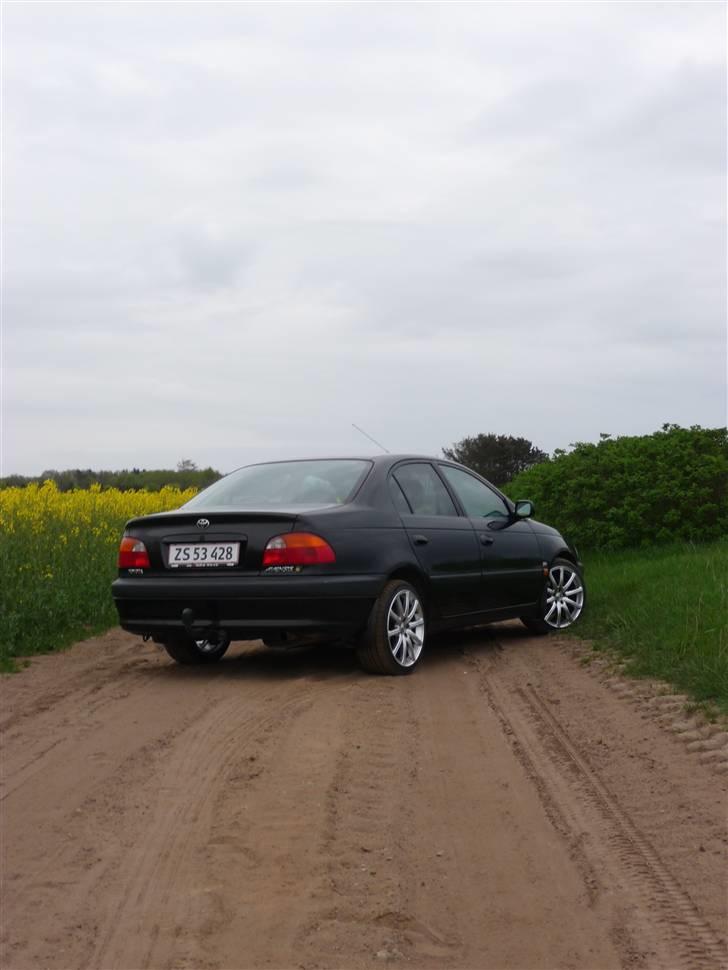 Toyota Avensis 2.0 Sol solgt billede 14