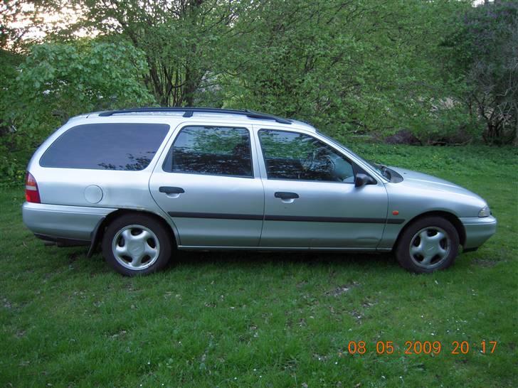 Ford Mondeo 2,5 V6 STC.*SOLGT* billede 4