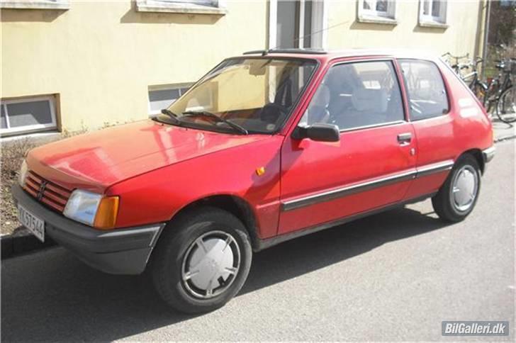 Peugeot 205 solgt! billede 9