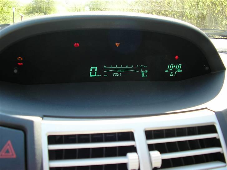 Toyota Yaris Luna Sport - Solgt billede 7