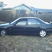 Peugeot 405 GTX (DØD)