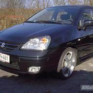 Suzuki Liana