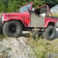 Toyota Landcruiser bj42 (solgt)