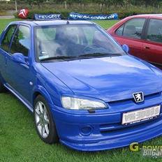Peugeot 106 1.6 R