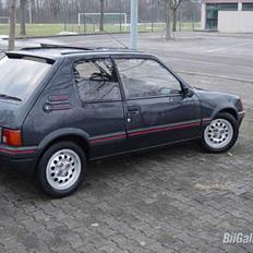 Peugeot 205 1.6 GTI